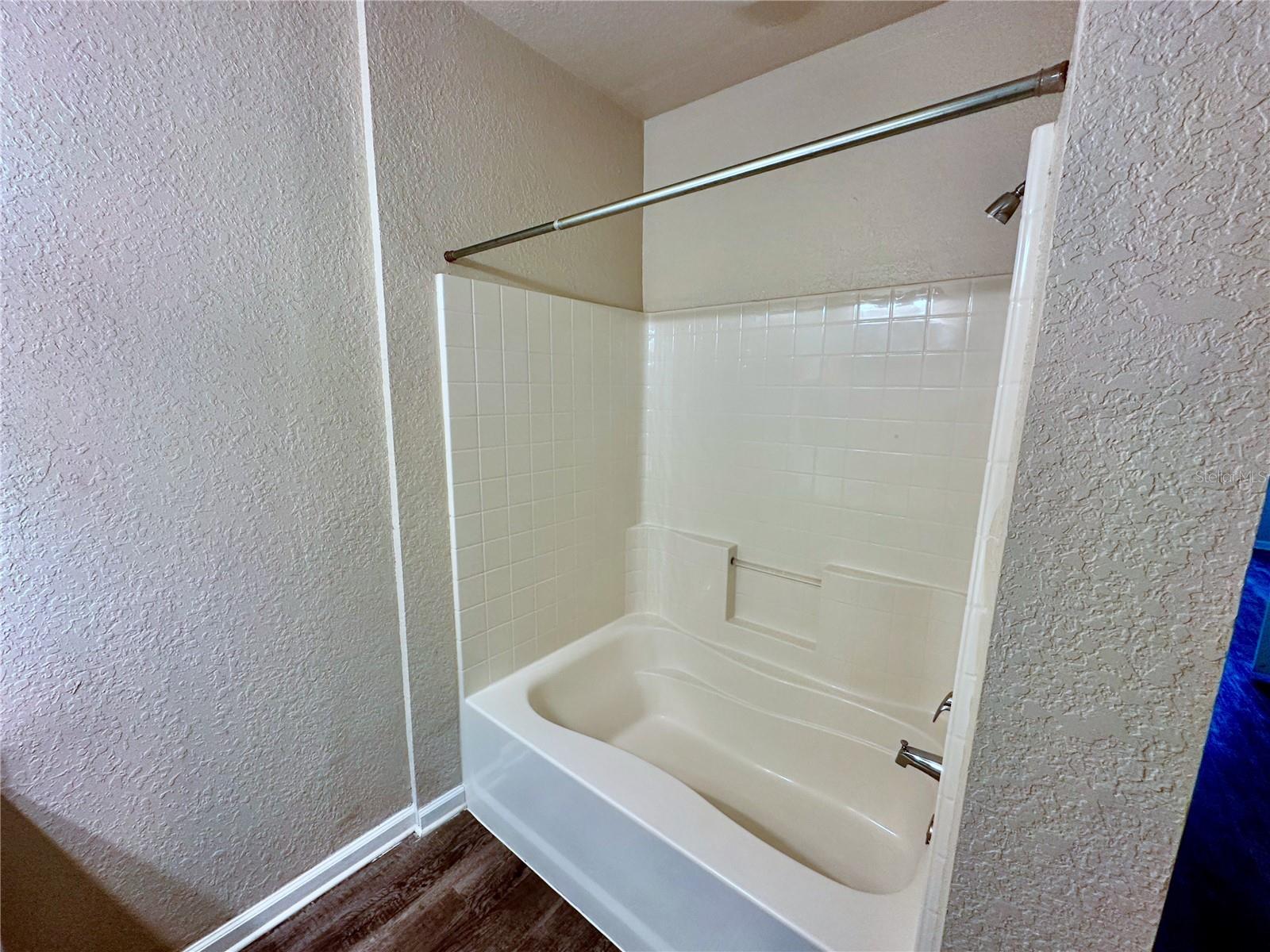911 N ORANGE AVE #127, ORLANDO, FL, 32801