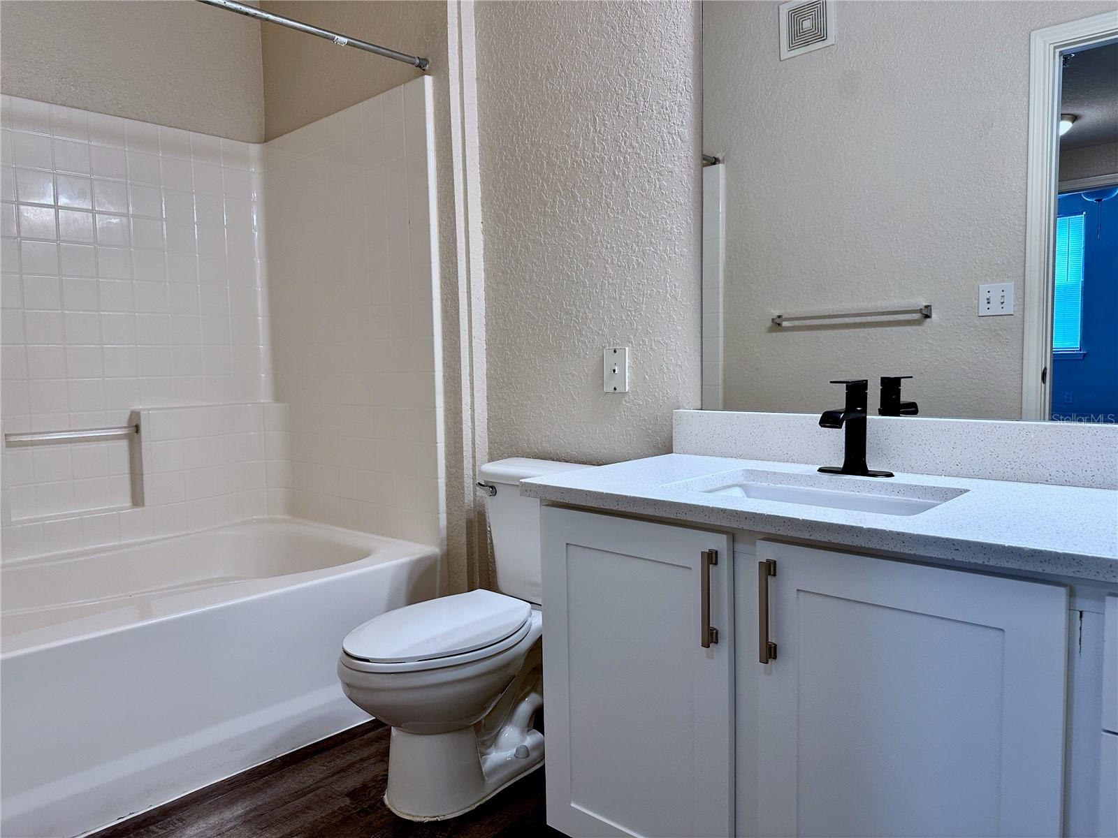 911 N ORANGE AVE #127, ORLANDO, FL, 32801