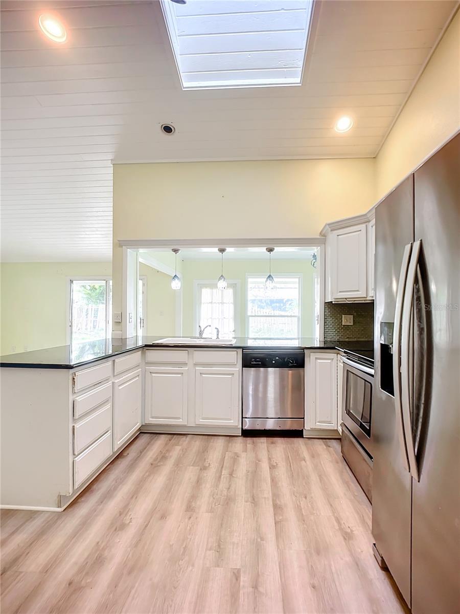 1412 OAK FOREST DR, ORMOND BEACH, FL, 32174