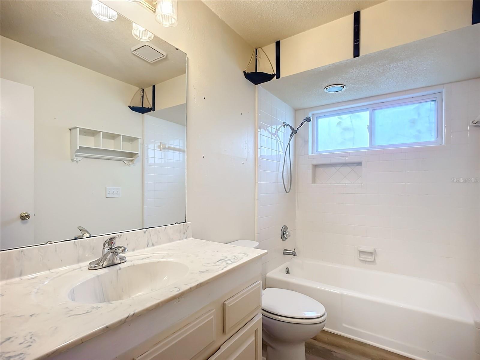 1412 OAK FOREST DR, ORMOND BEACH, FL, 32174