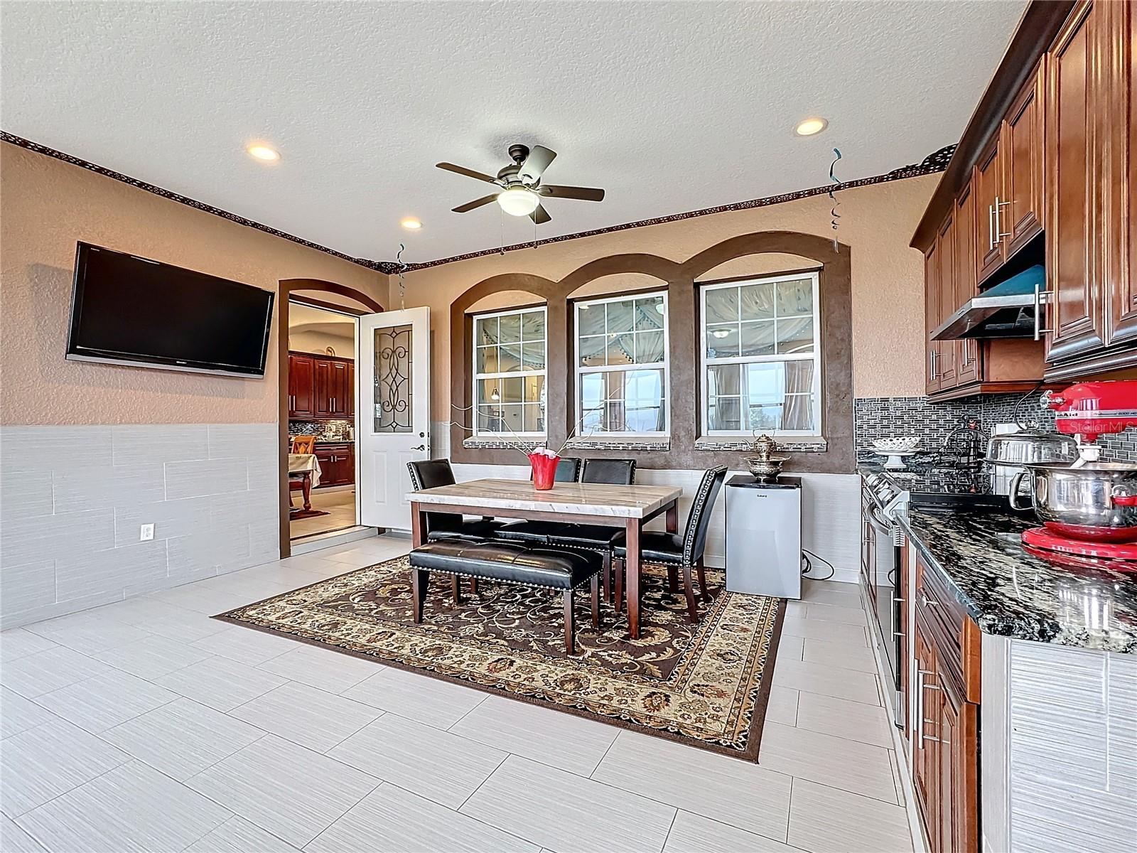 1719 NORTH BLVD W, DAVENPORT, FL, 33837