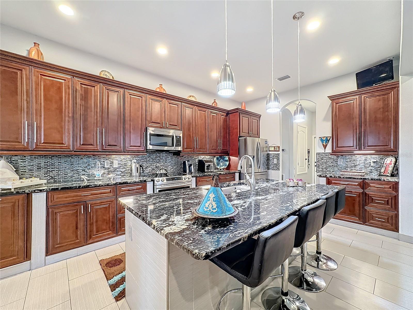 1719 NORTH BLVD W, DAVENPORT, FL, 33837