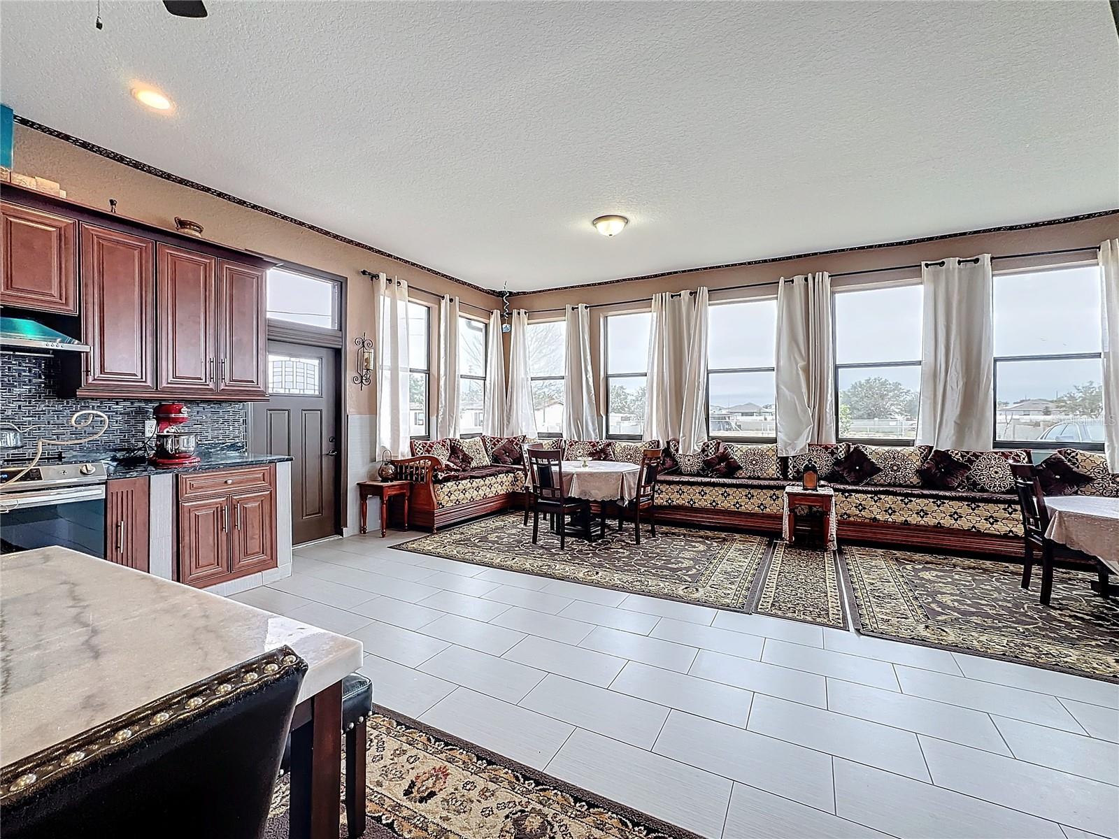1719 NORTH BLVD W, DAVENPORT, FL, 33837