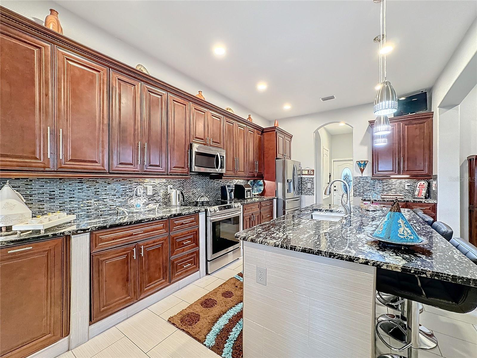 1719 NORTH BLVD W, DAVENPORT, FL, 33837