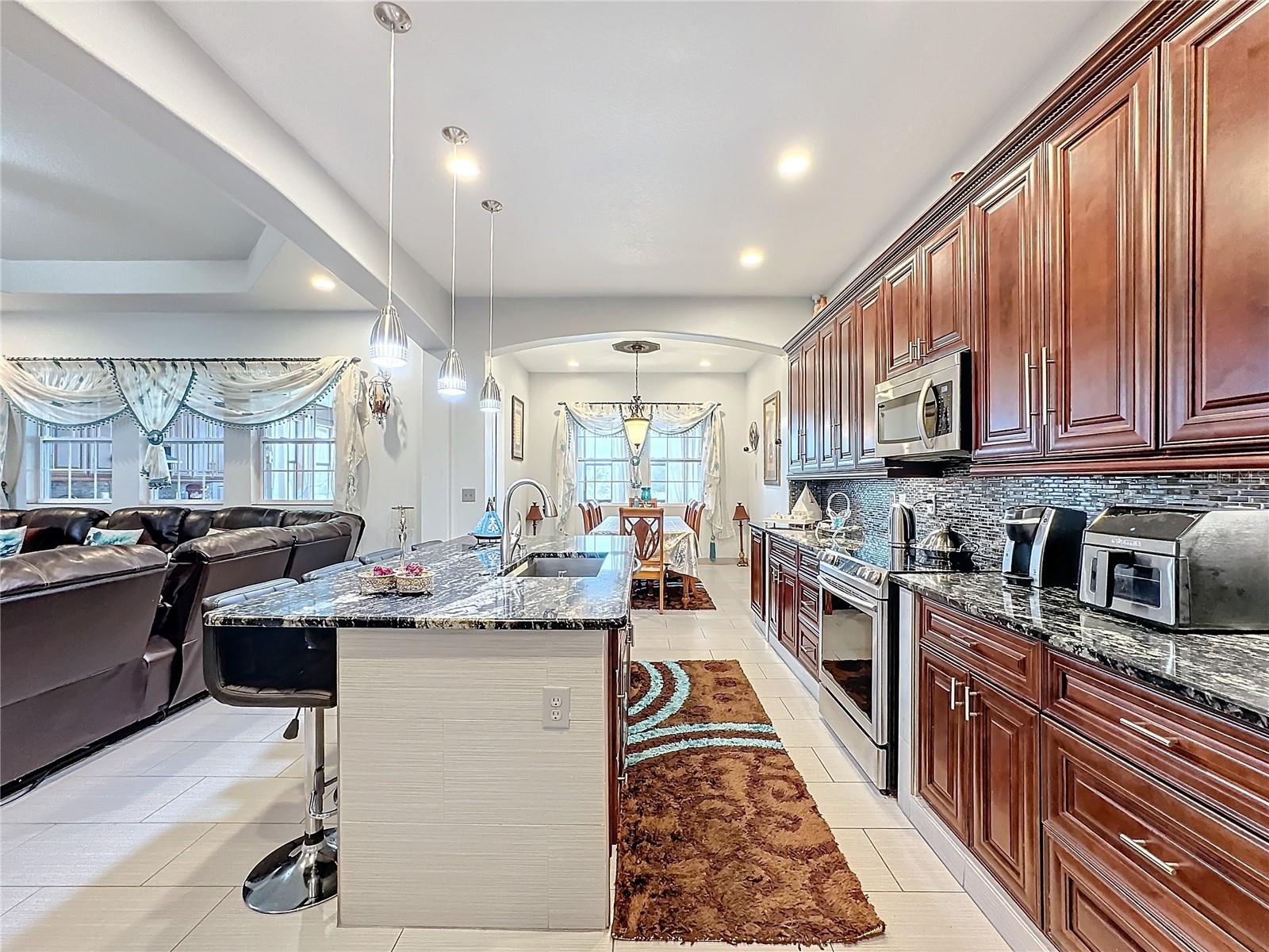 1719 NORTH BLVD W, DAVENPORT, FL, 33837
