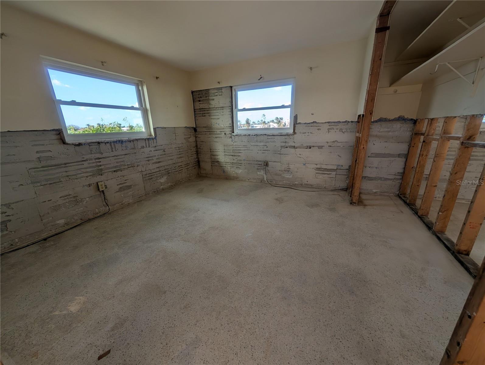 495 BATH CLUB BLVD N, NORTH REDINGTON BEACH, FL, 33708