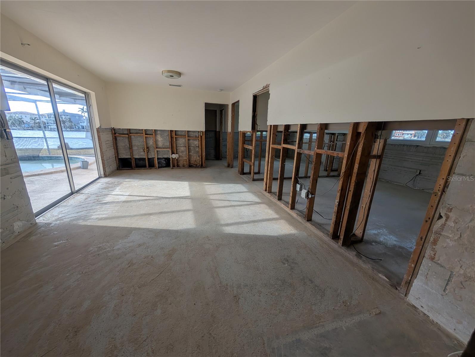 495 BATH CLUB BLVD N, NORTH REDINGTON BEACH, FL, 33708