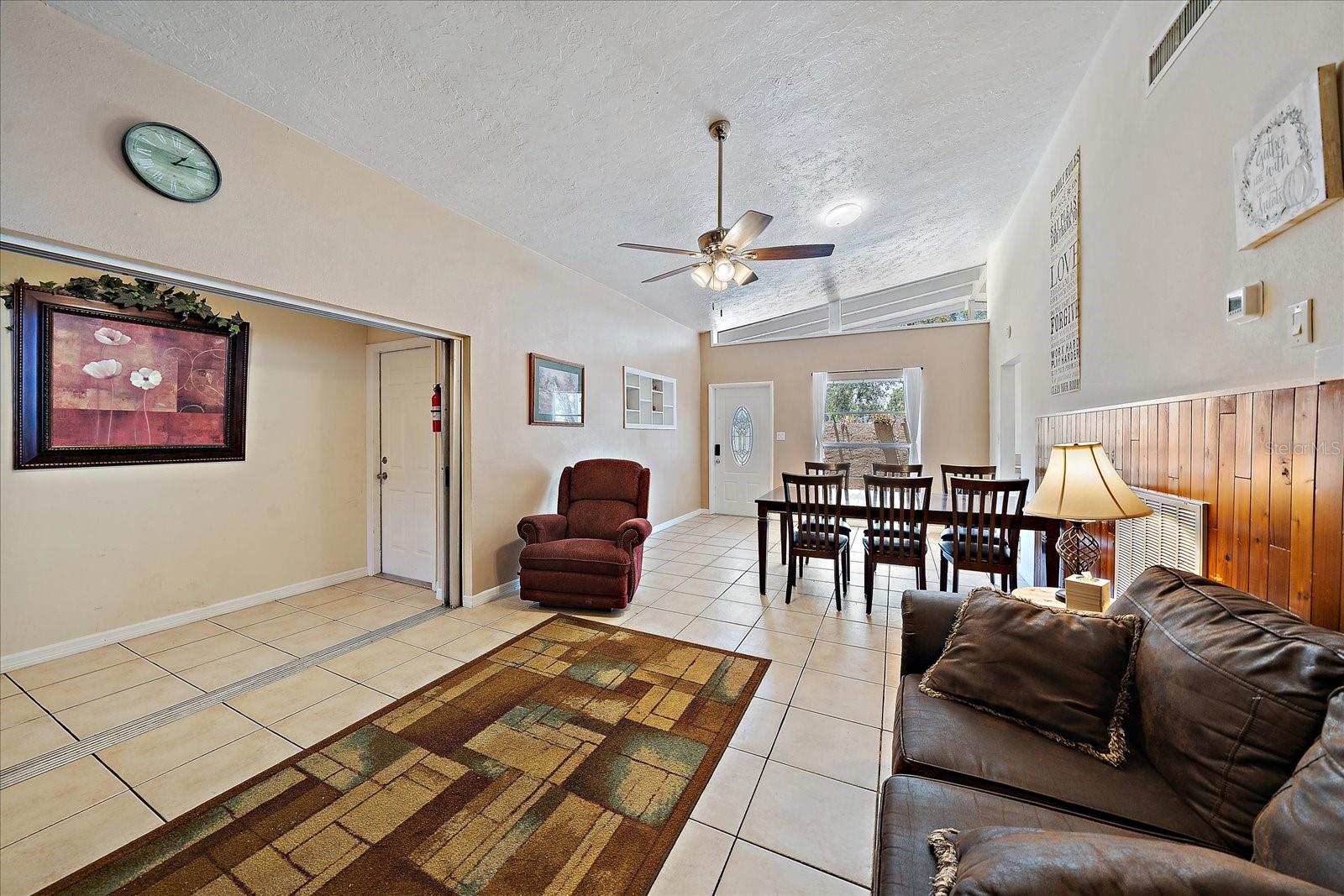 2820 GREENBRIAR ST, SARASOTA, FL, 34237