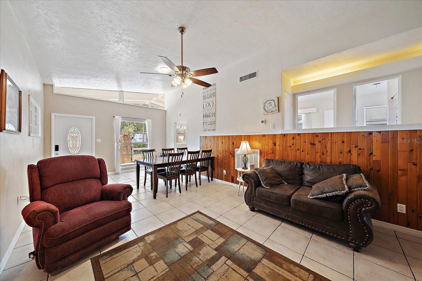 2820 GREENBRIAR ST, SARASOTA, FL, 34237