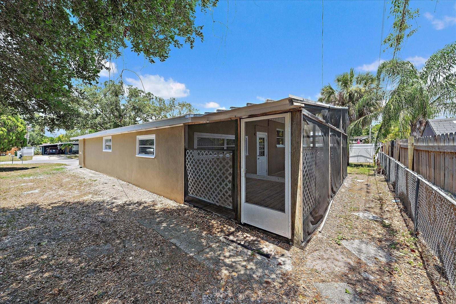 2820 GREENBRIAR ST, SARASOTA, FL, 34237