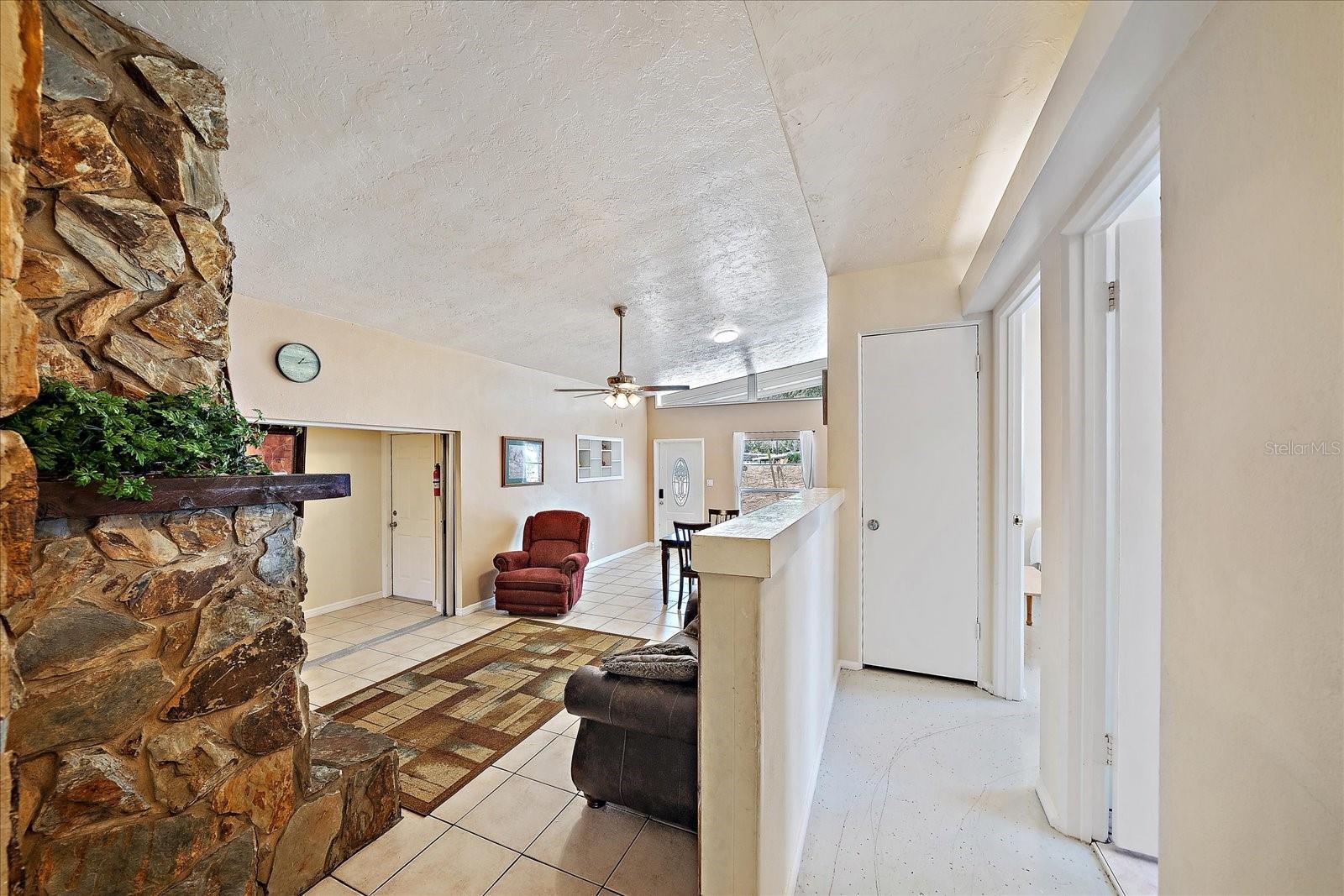 2820 GREENBRIAR ST, SARASOTA, FL, 34237