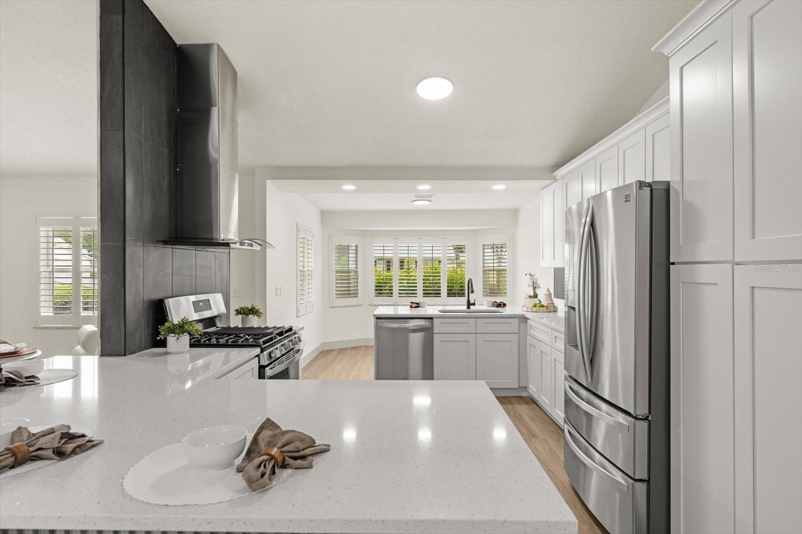 27100 RACQUET CIR, LEESBURG, FL, 34748