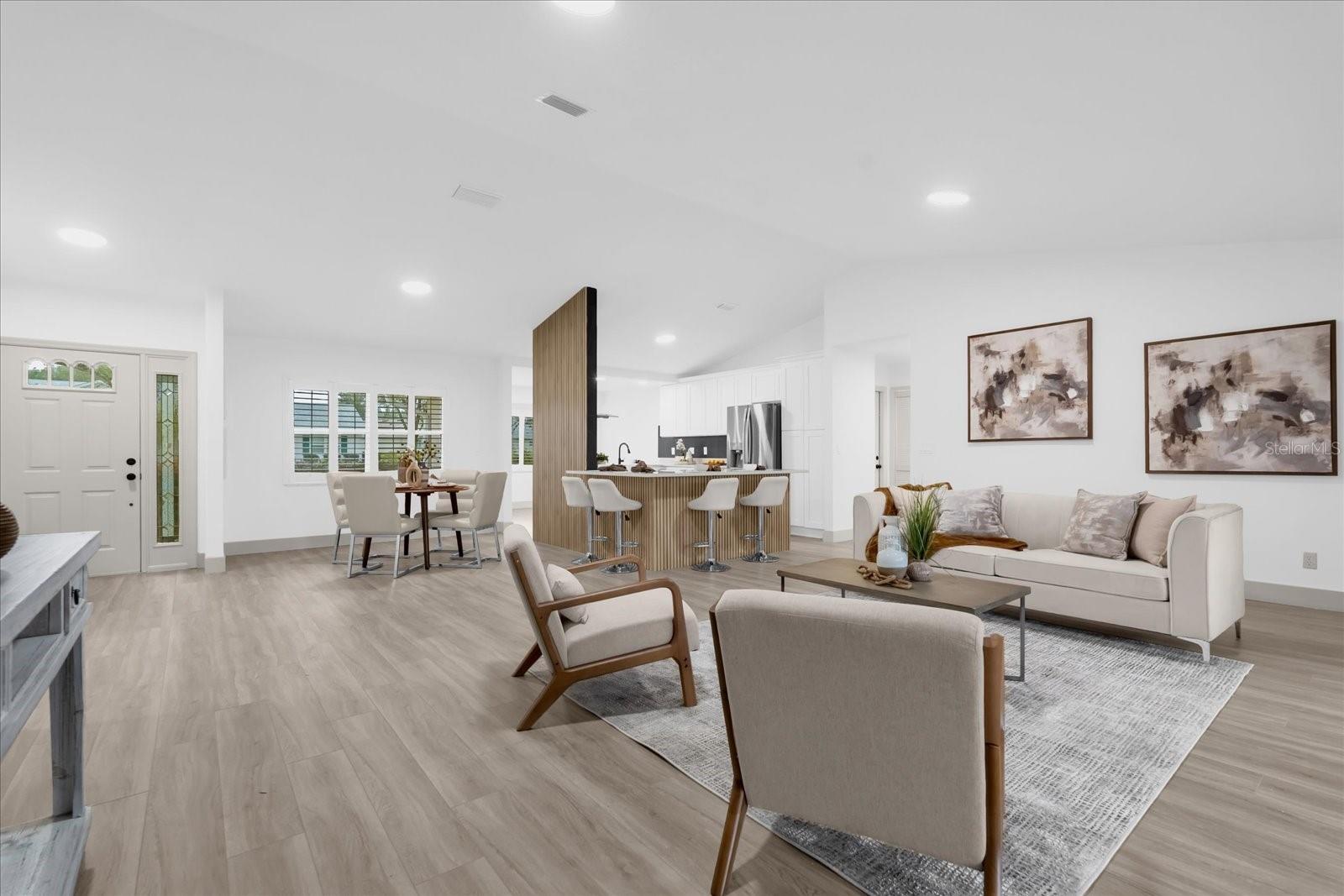 27100 RACQUET CIR, LEESBURG, FL, 34748
