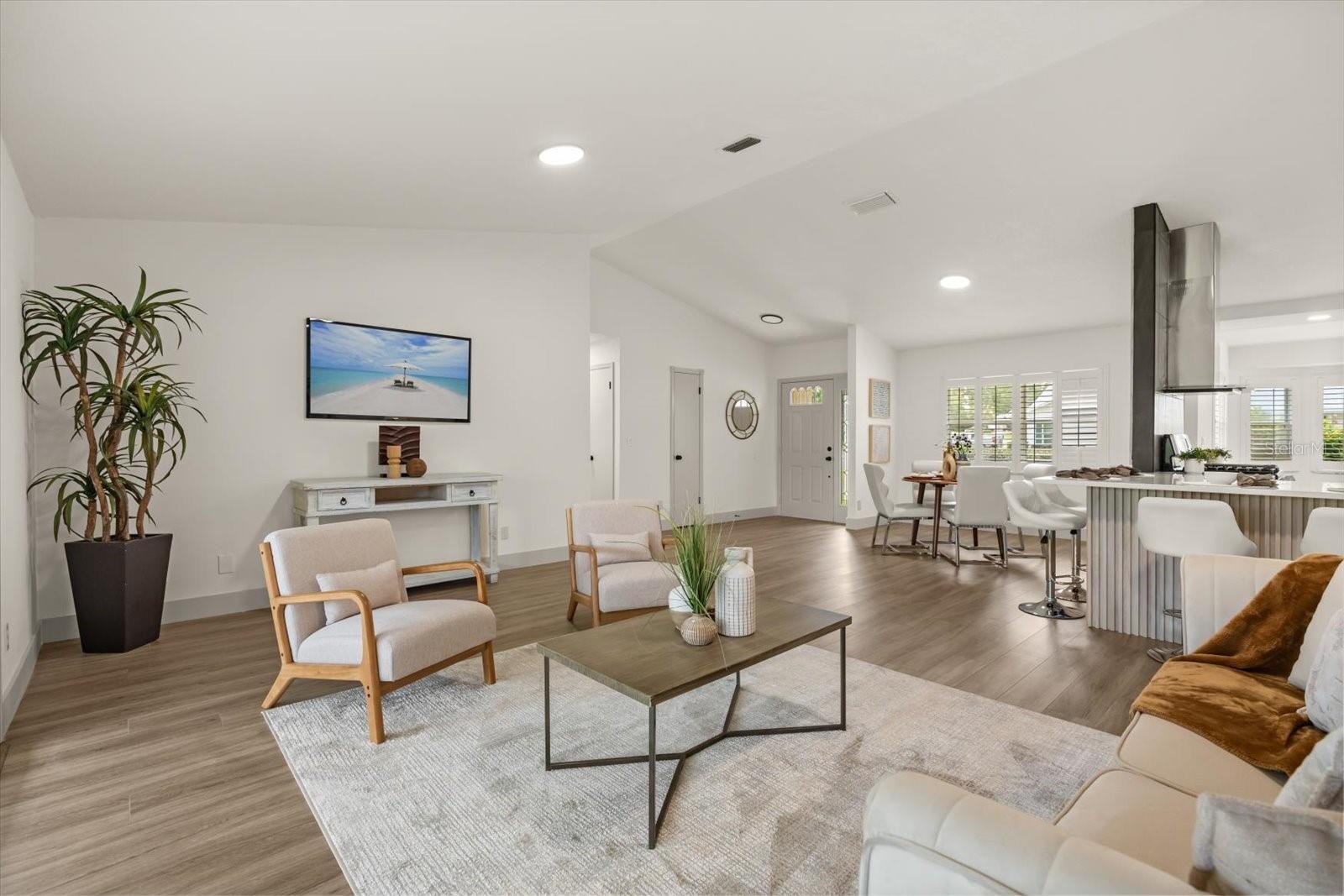 27100 RACQUET CIR, LEESBURG, FL, 34748