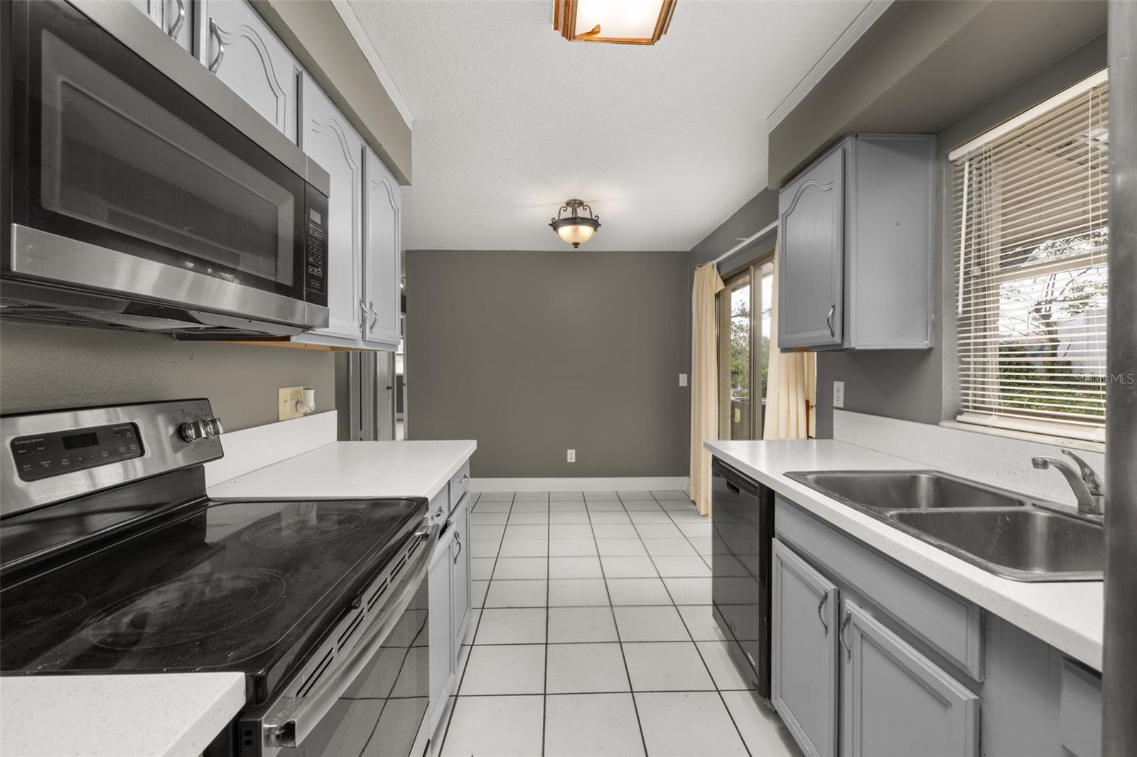 209 OVERLOOK DR, CLERMONT, FL, 34711