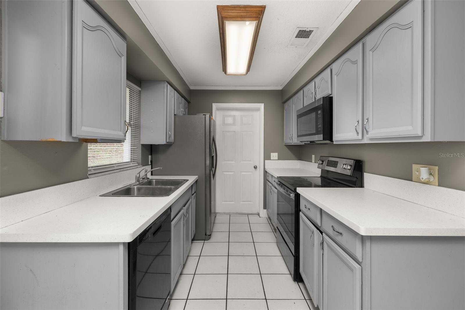 209 OVERLOOK DR, CLERMONT, FL, 34711