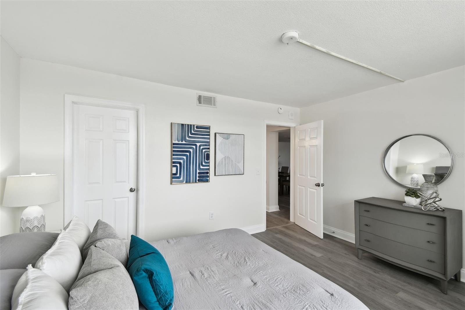 7300 SUN ISLAND DR S #203, SOUTH PASADENA, FL, 33707