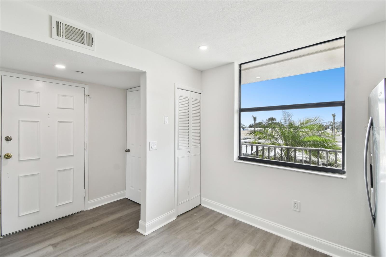7300 SUN ISLAND DR S #203, SOUTH PASADENA, FL, 33707
