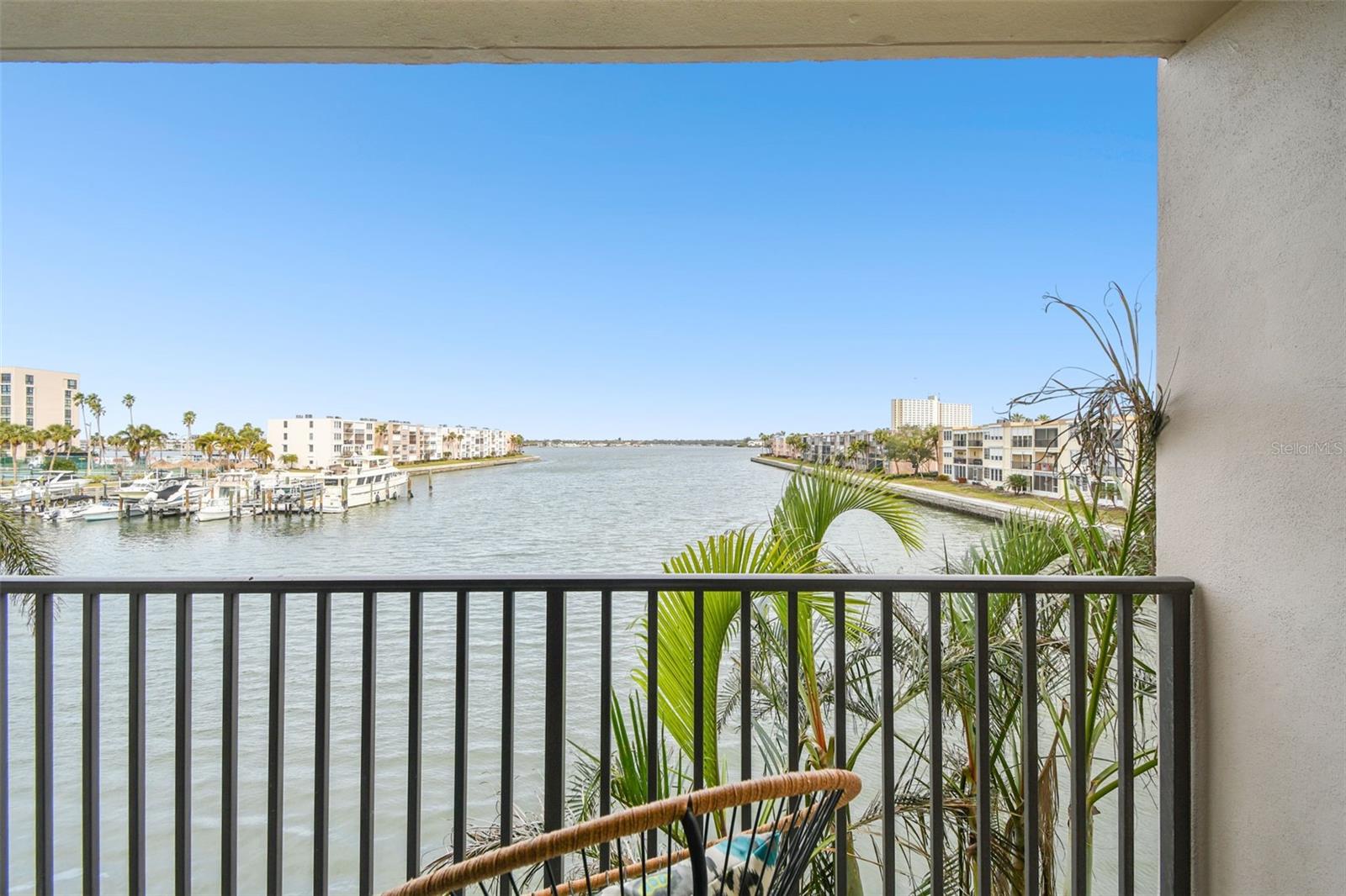 7300 SUN ISLAND DR S #203, SOUTH PASADENA, FL, 33707