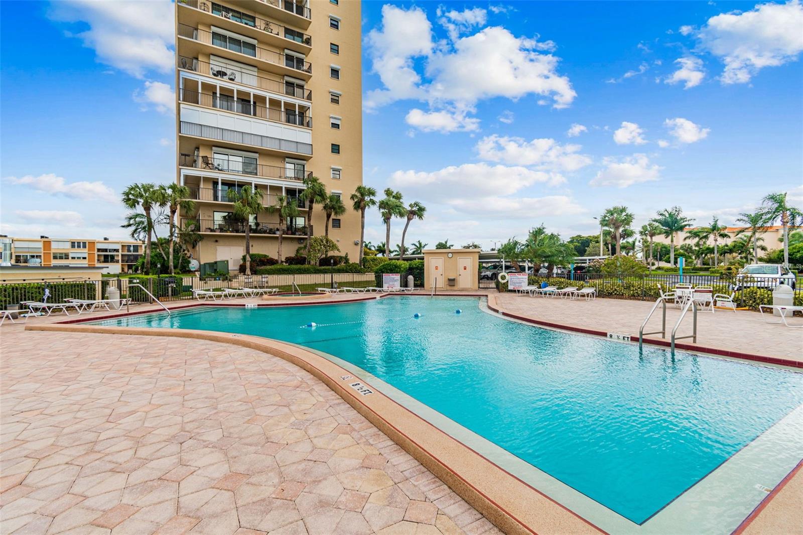 7300 SUN ISLAND DR S #203, SOUTH PASADENA, FL, 33707