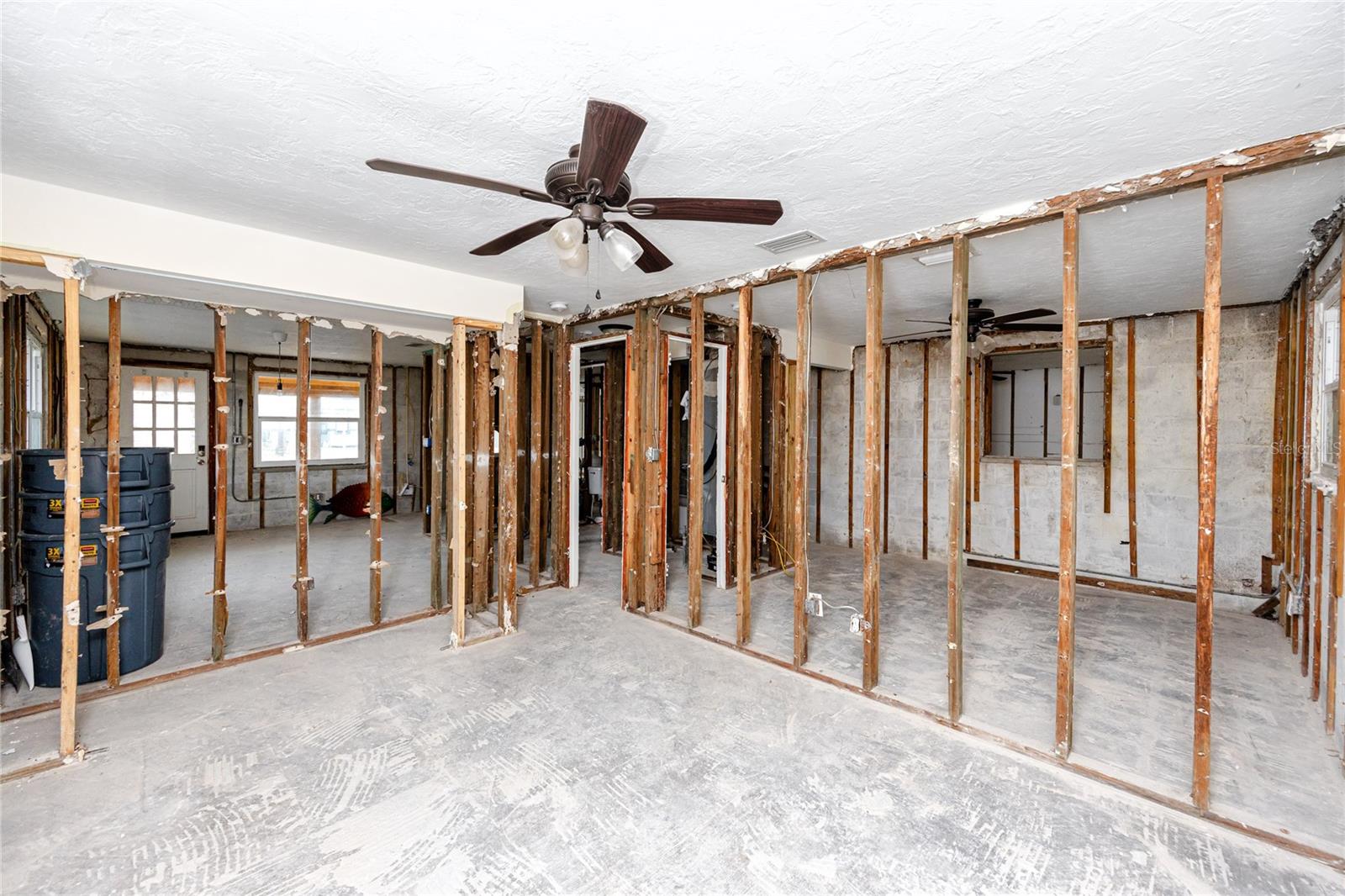 14081 W PARSLEY DR, MADEIRA BEACH, FL, 33708