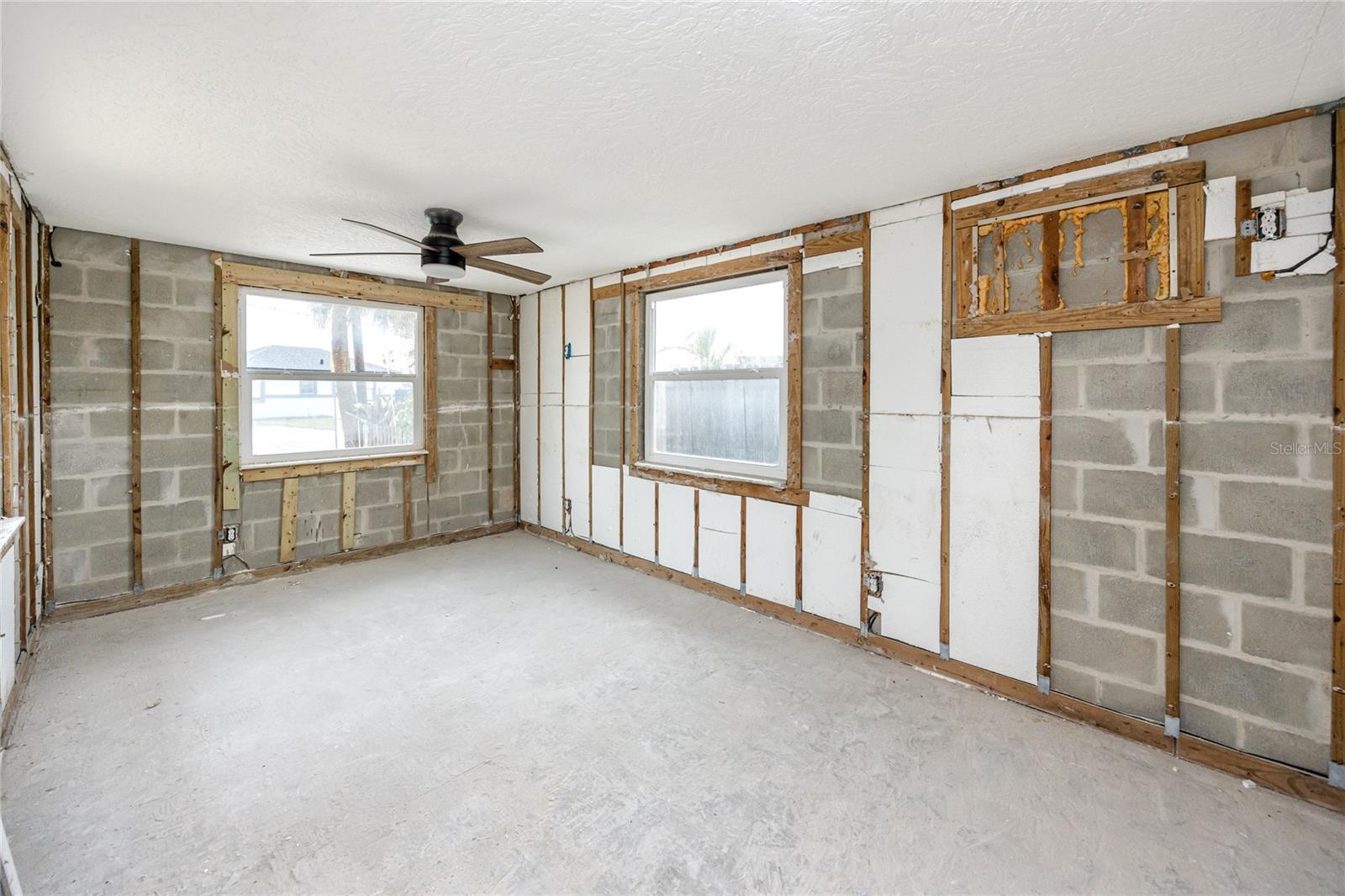 14081 W PARSLEY DR, MADEIRA BEACH, FL, 33708