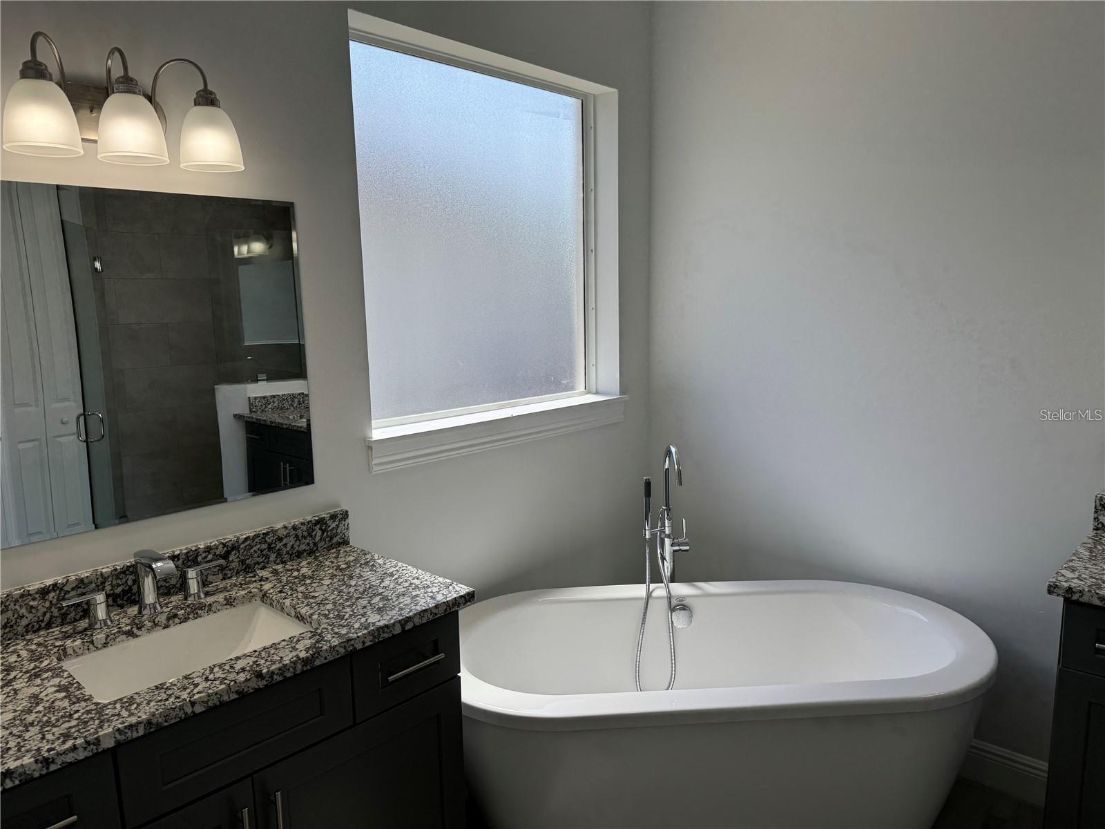2026 BRIDGEHAMPTON TER, VERO BEACH, FL, 32966