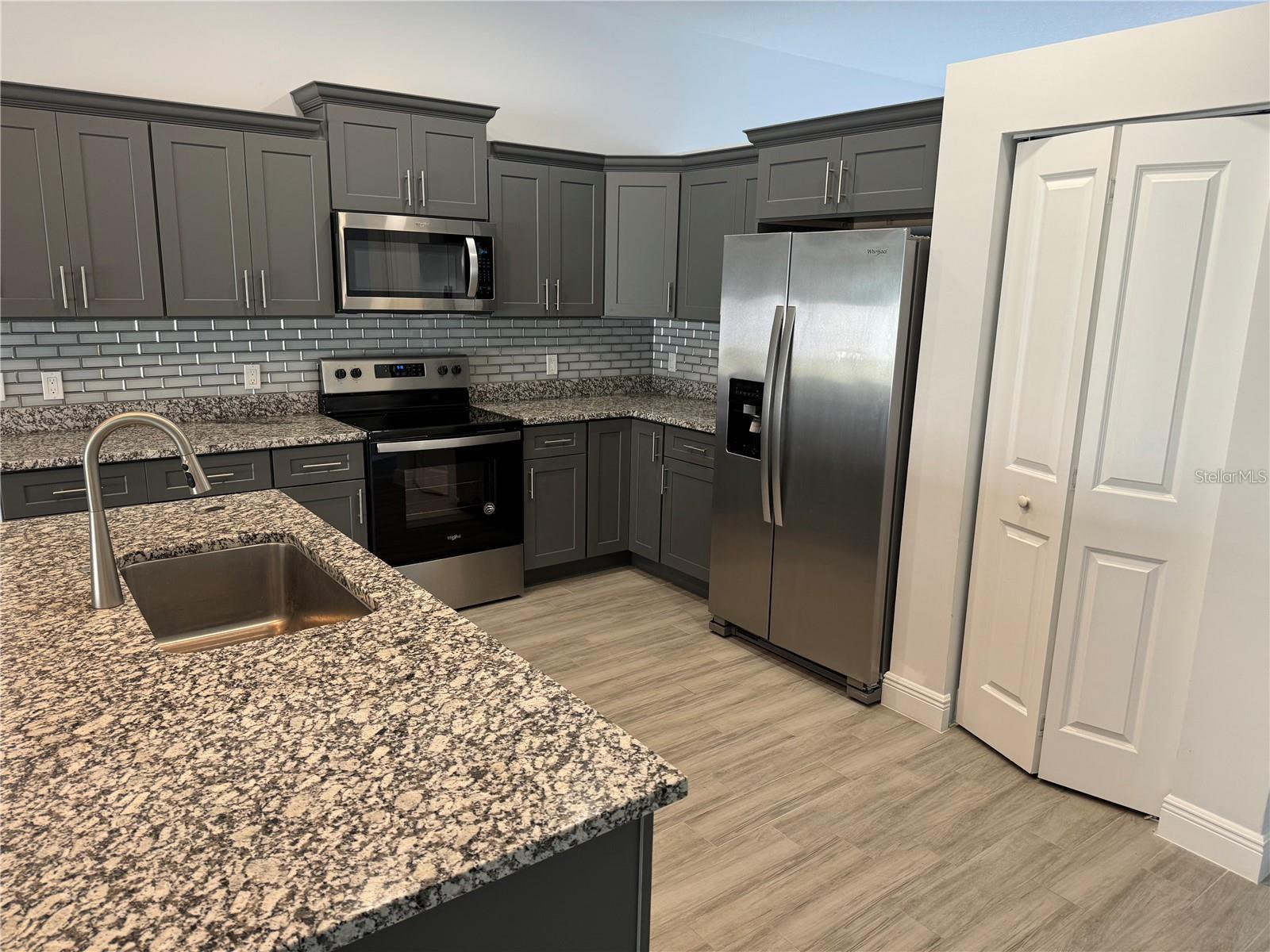 2026 BRIDGEHAMPTON TER, VERO BEACH, FL, 32966