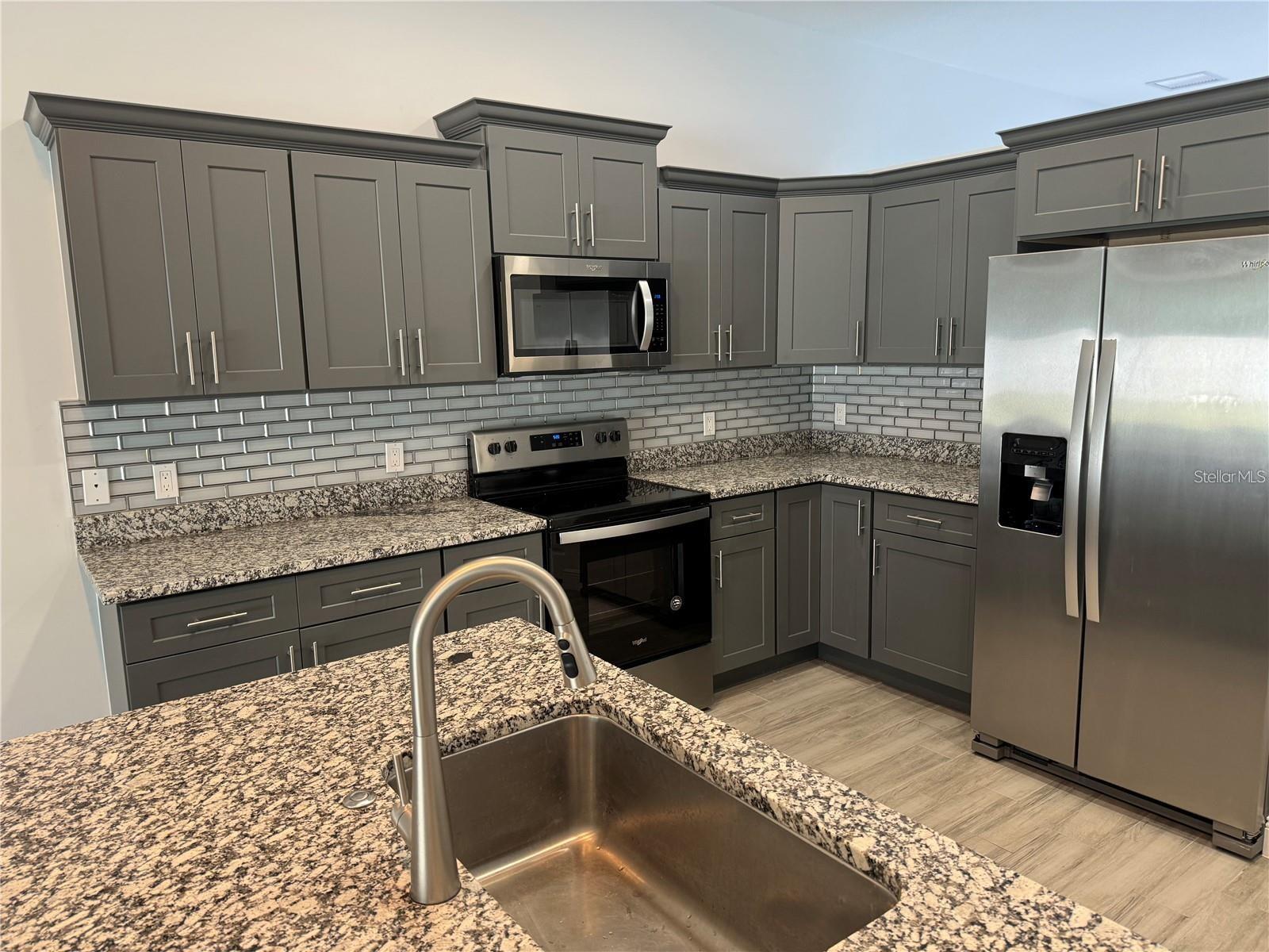 2026 BRIDGEHAMPTON TER, VERO BEACH, FL, 32966