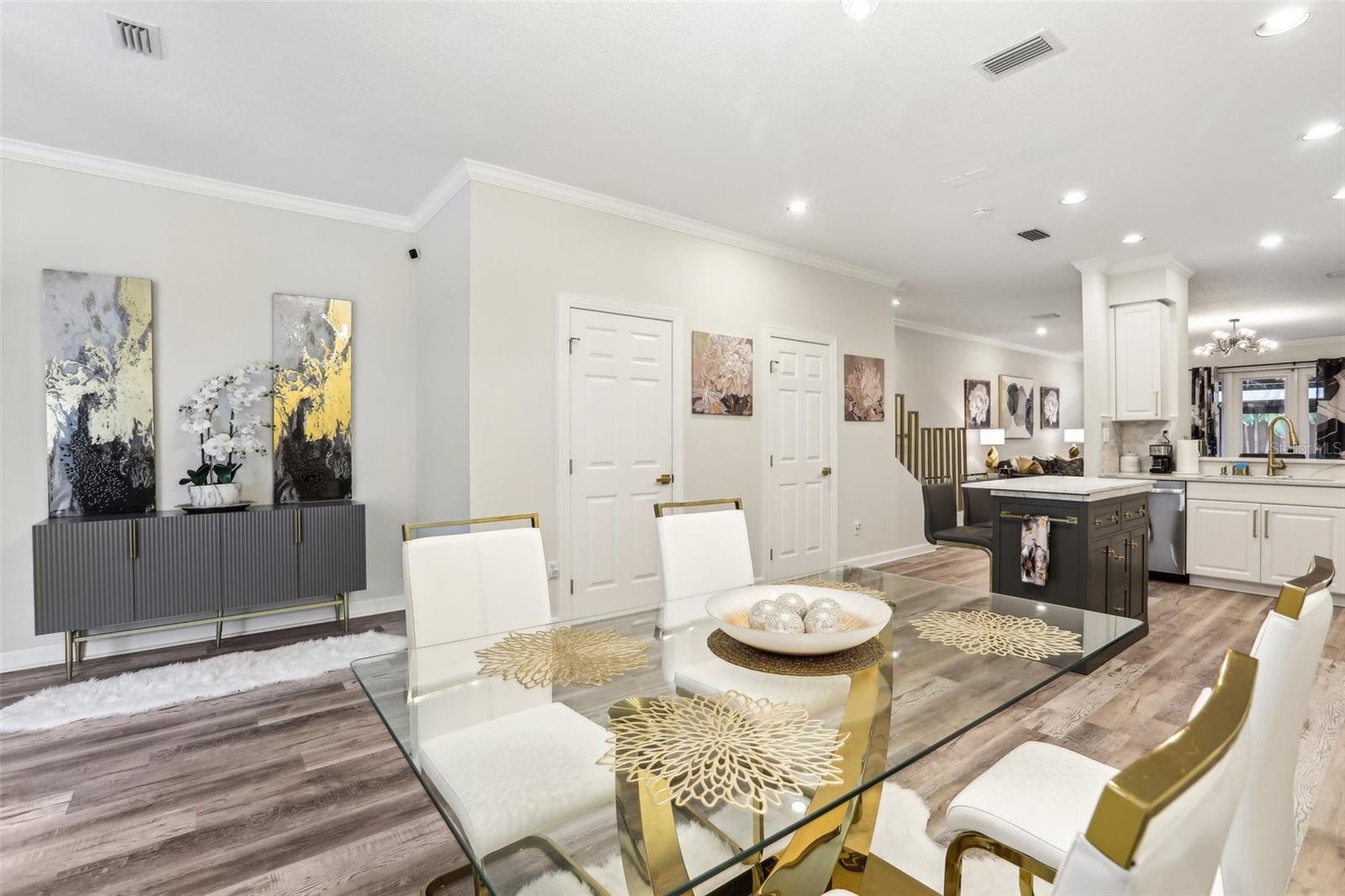 208 S LINCOLN AVE, TAMPA, FL, 33609