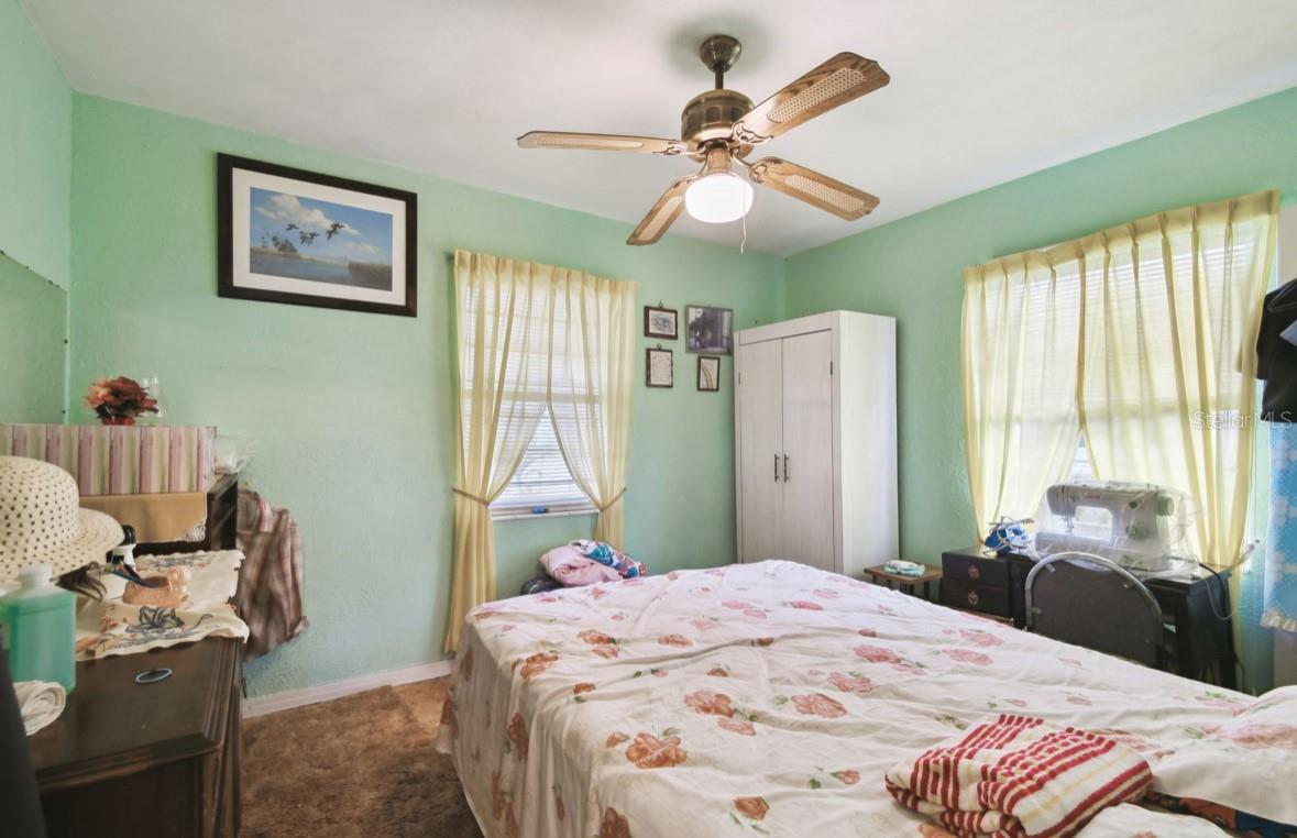 704 E BROAD ST, TAMPA, FL, 33604