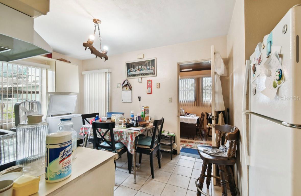 704 E BROAD ST, TAMPA, FL, 33604