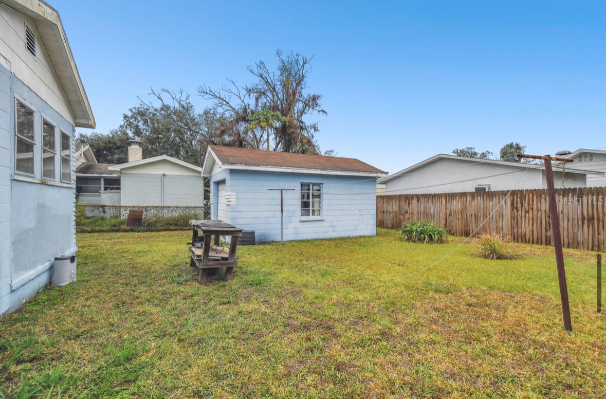 704 E BROAD ST, TAMPA, FL, 33604