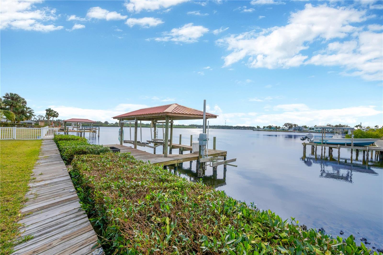 8839 W MILLPOINT RD, RIVERVIEW, FL, 33578