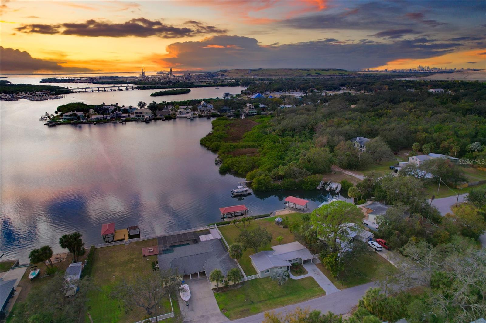 8839 W MILLPOINT RD, RIVERVIEW, FL, 33578