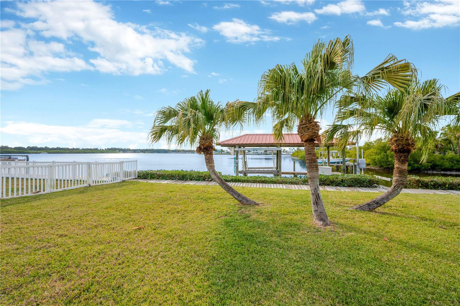 8839 W MILLPOINT RD, RIVERVIEW, FL, 33578