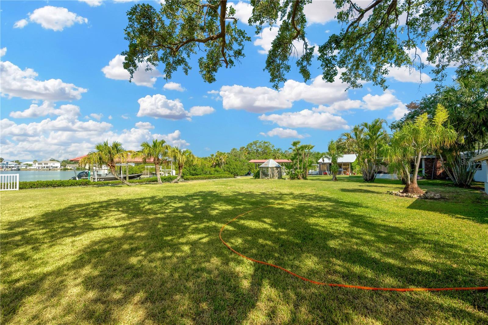 8839 W MILLPOINT RD, RIVERVIEW, FL, 33578
