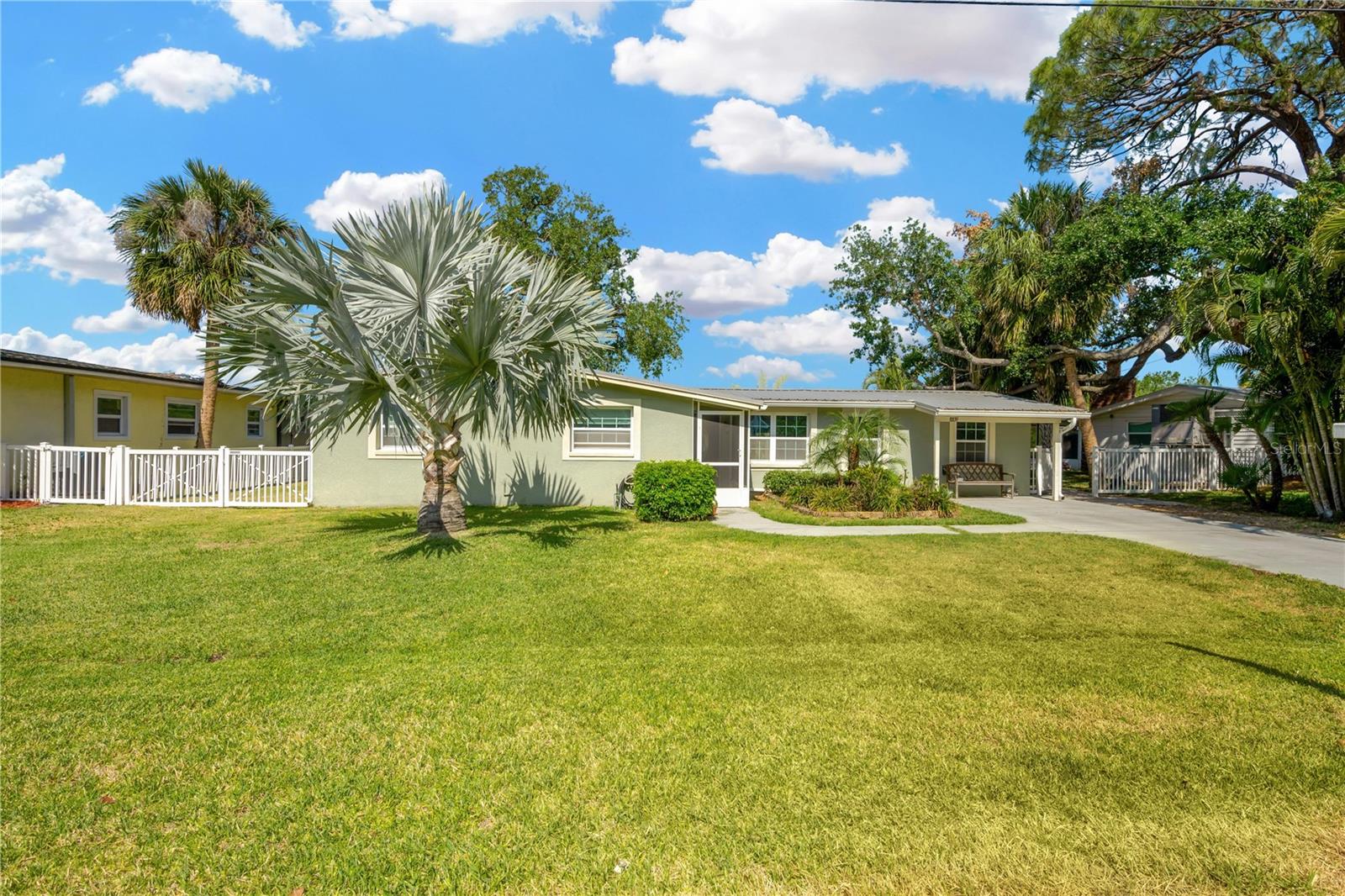 8839 W MILLPOINT RD, RIVERVIEW, FL, 33578