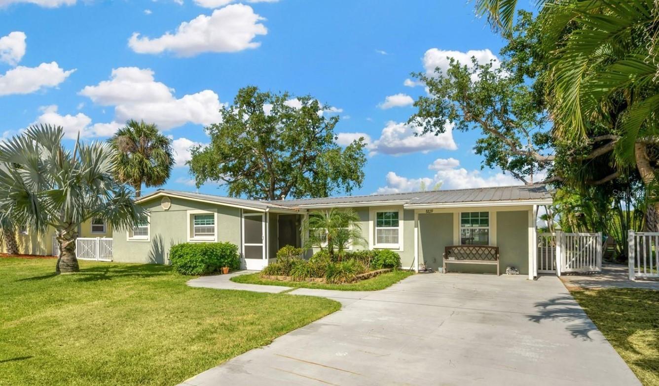 8839 W MILLPOINT RD, RIVERVIEW, FL, 33578