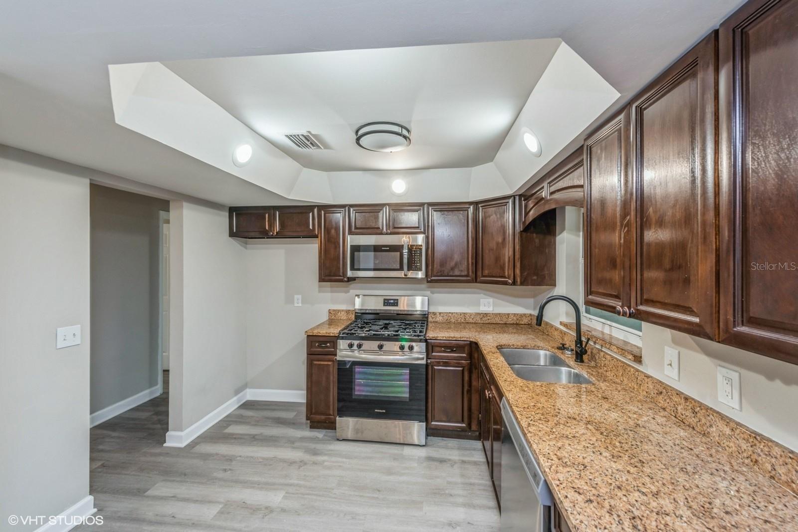 916 TRACY ST, DAYTONA BEACH, FL, 32117