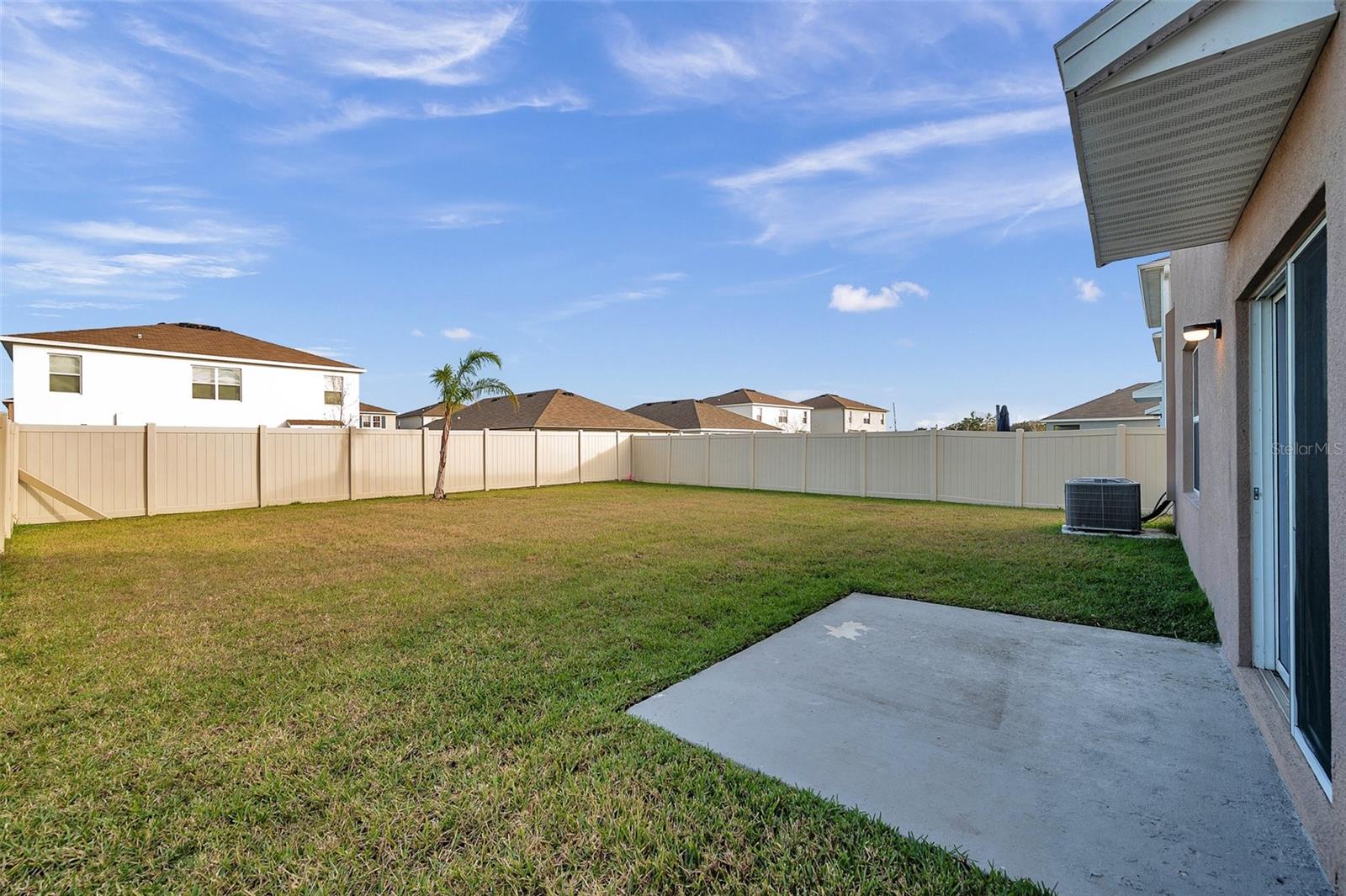 5484 WARRINGTON TOWN PATH, WESLEY CHAPEL, FL, 33545
