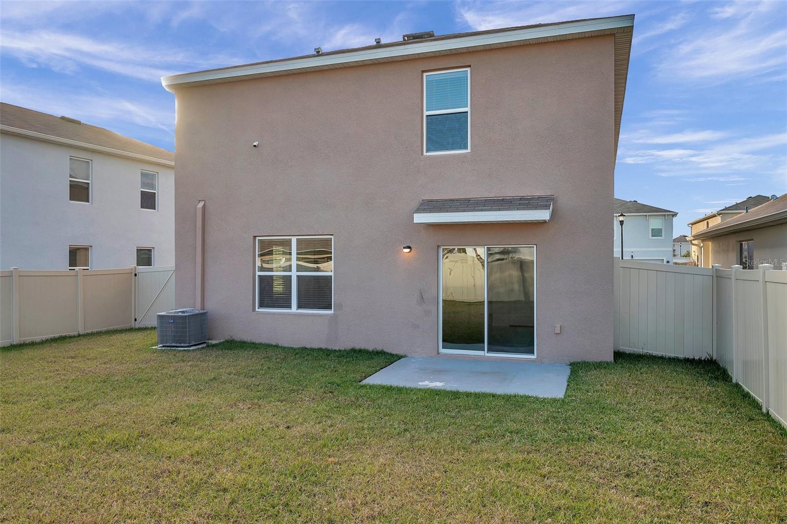 5484 WARRINGTON TOWN PATH, WESLEY CHAPEL, FL, 33545