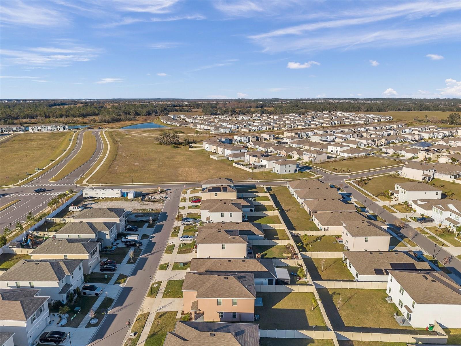 5484 WARRINGTON TOWN PATH, WESLEY CHAPEL, FL, 33545