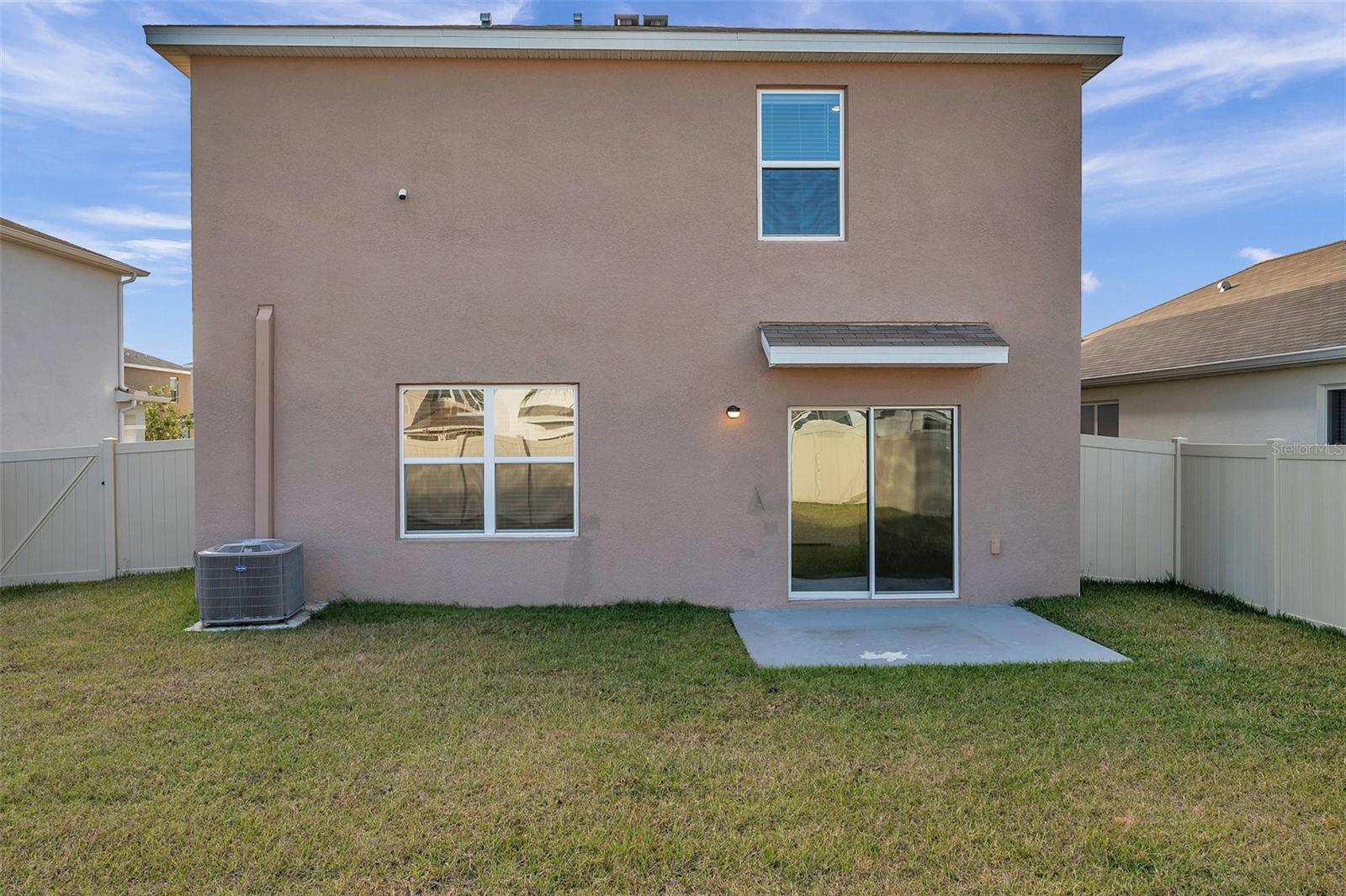 5484 WARRINGTON TOWN PATH, WESLEY CHAPEL, FL, 33545