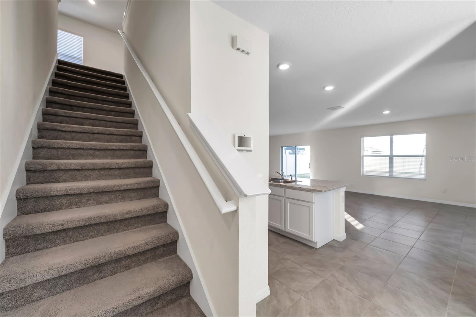 5484 WARRINGTON TOWN PATH, WESLEY CHAPEL, FL, 33545