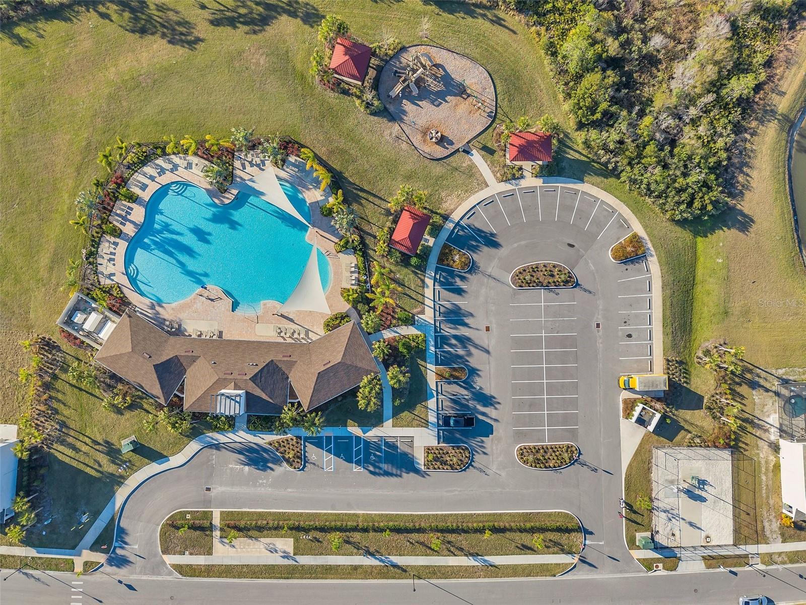 5484 WARRINGTON TOWN PATH, WESLEY CHAPEL, FL, 33545