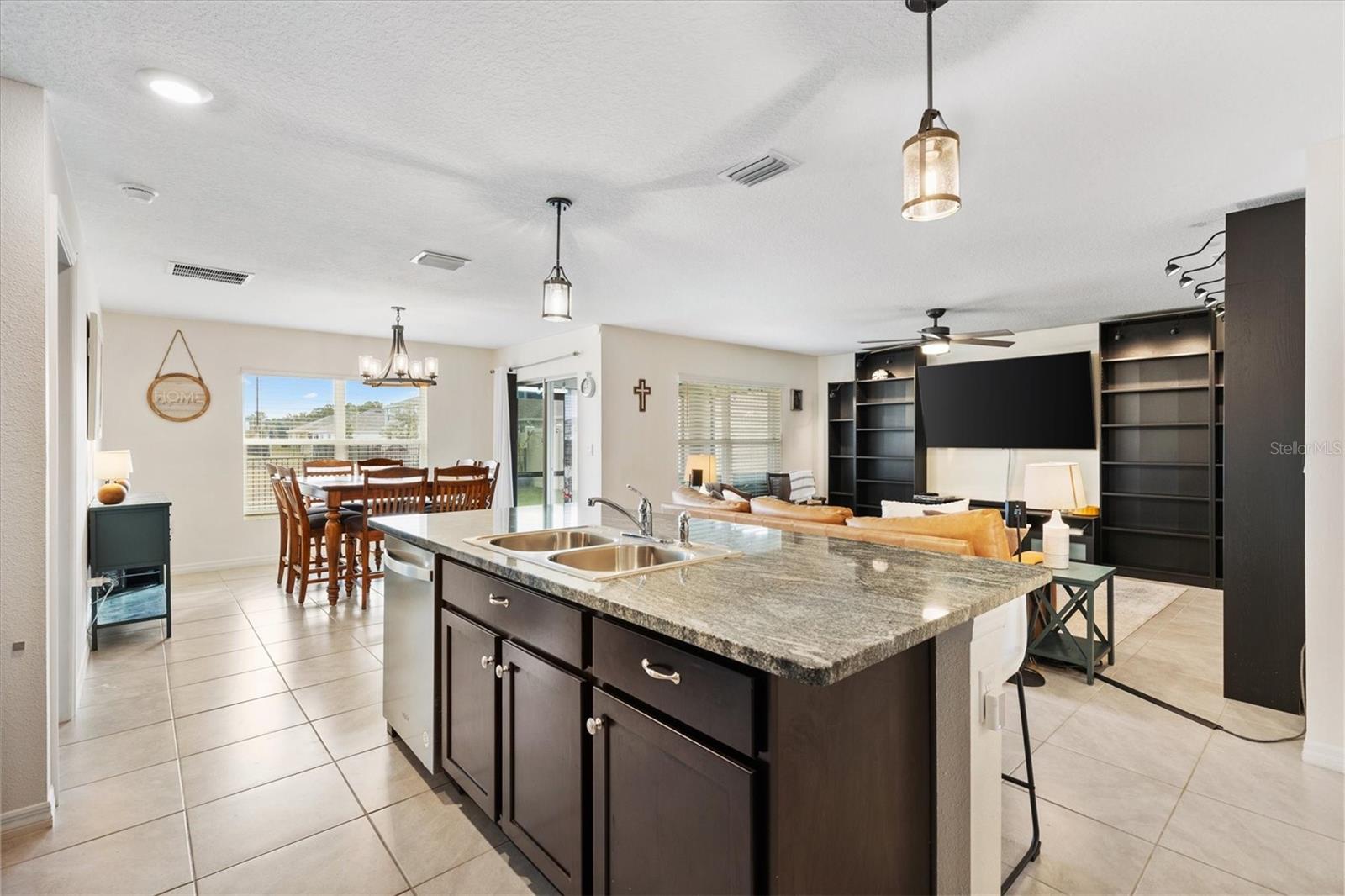8638 TRIUMPH CIR, WILDWOOD, FL, 34785