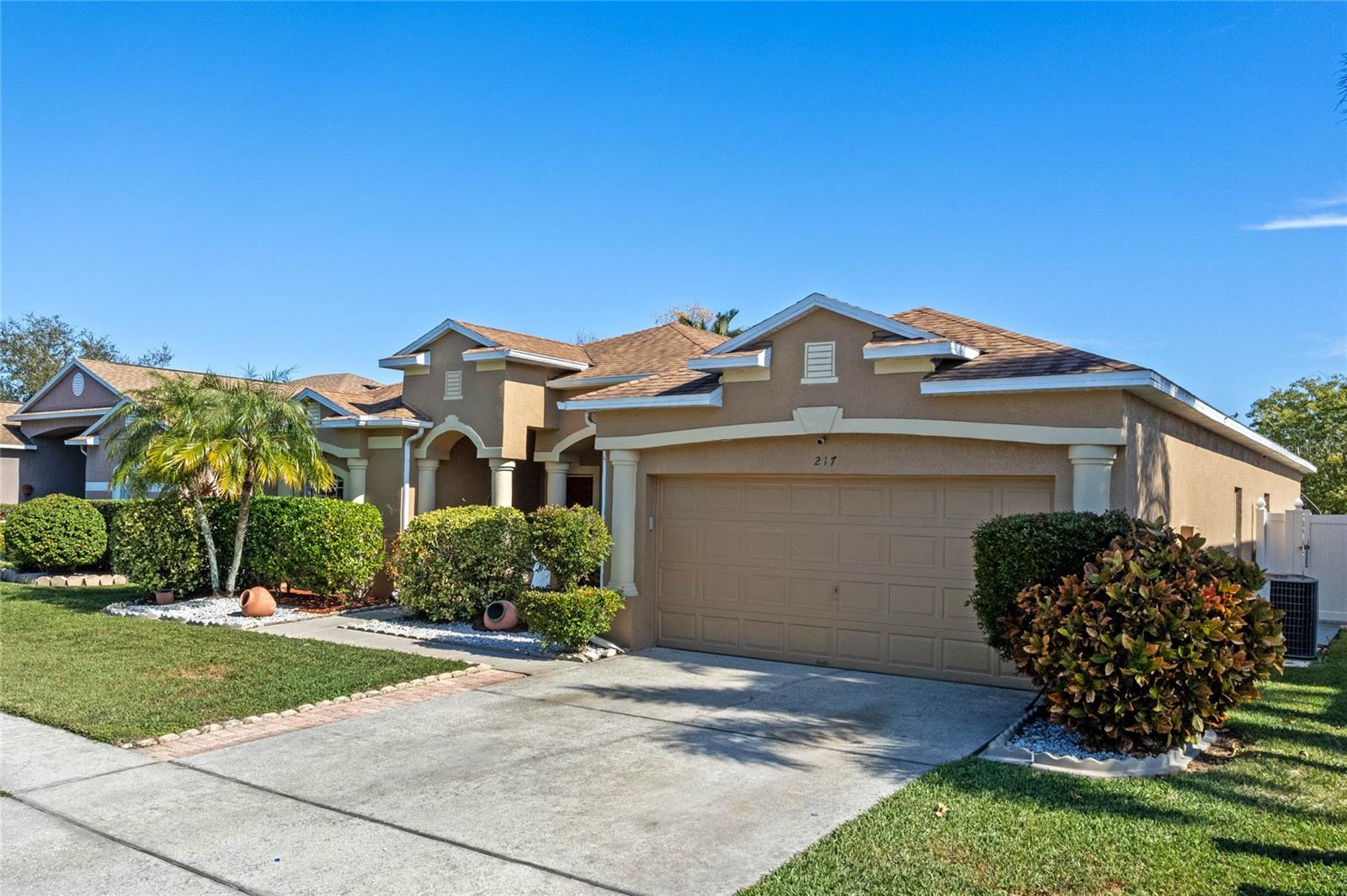 217 FARRINGTON LN, KISSIMMEE, FL, 34744