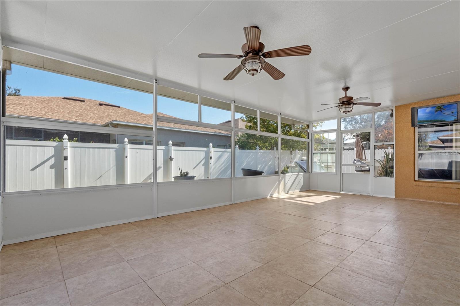 217 FARRINGTON LN, KISSIMMEE, FL, 34744