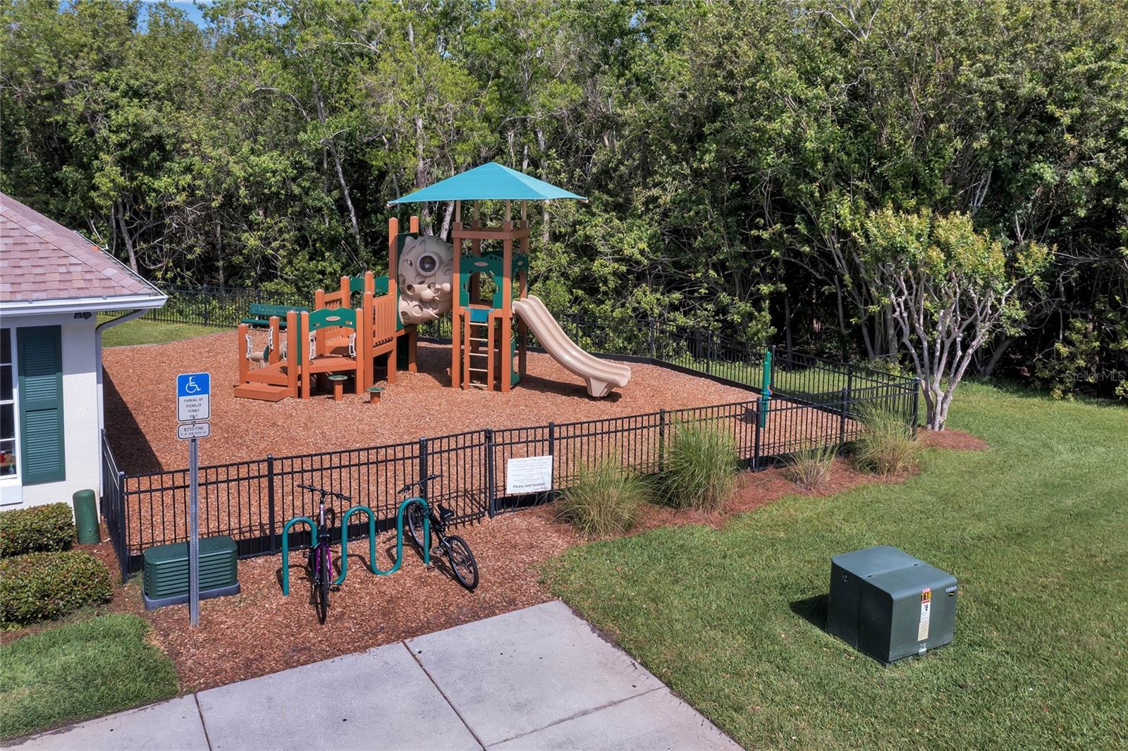 217 FARRINGTON LN, KISSIMMEE, FL, 34744